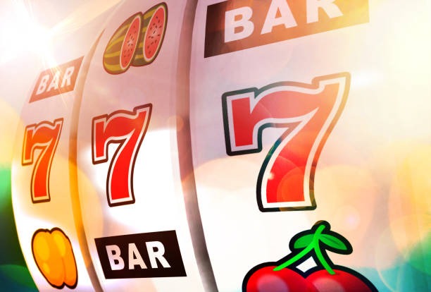 Ninja vs Samurai slot game interface showing reel layout and symbol combinations
